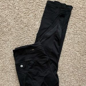 VIMMIA Black Cropped Leggings